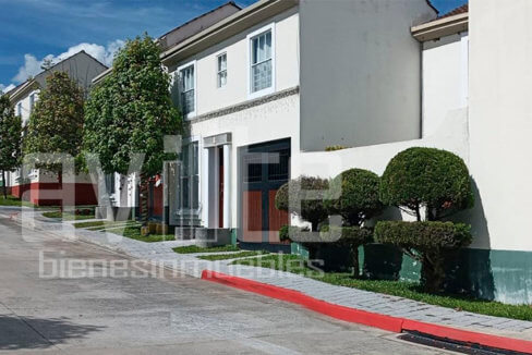 condominio santa cristina CN