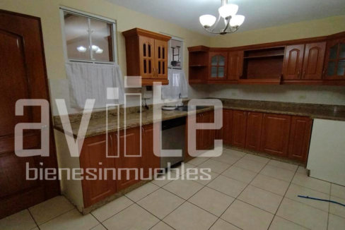 A10660 casa alquiler 04