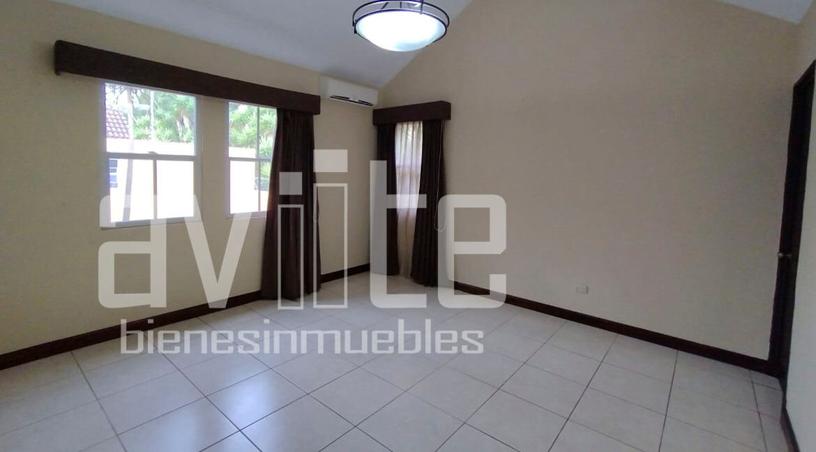 A10660 casa alquiler 11