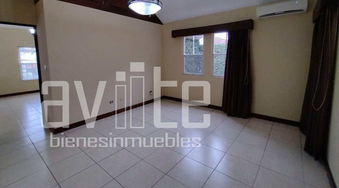 A10660 casa alquiler 12